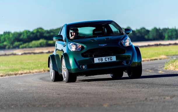 Aston Martin показал сверхмощный хэтчбек Cygnet