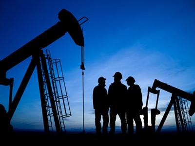 Банк UBS спрогнозировал, сколько будет стоить нефть в первой половине 2016 года