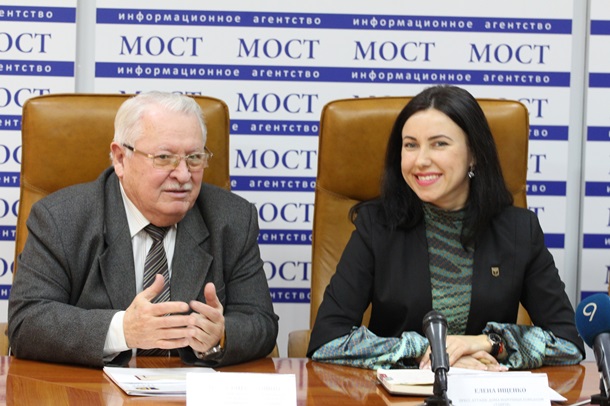 Дом марочных коньяков ТАВРІЯ учредил премию Репутации и уважения в области искусстваРеклама