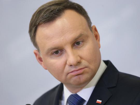 Дуда в качестве примирительного жеста посетил еврейский центр