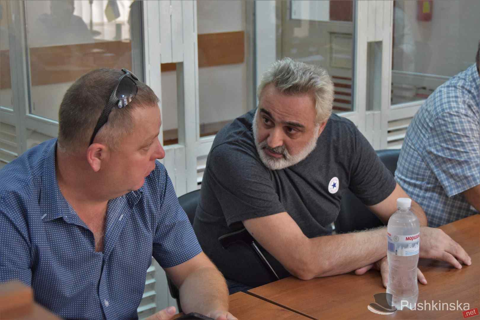 Еще два месяца в СИЗО: суд по собственной инициативе решил продлить арест для директора «Виктории»