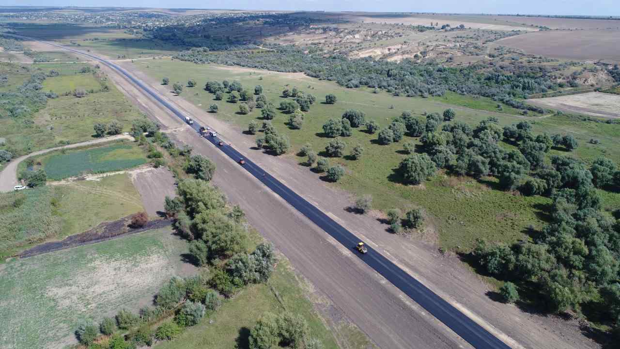Масштабное строительство дороги в объезд Рени обещают закончить к концу года