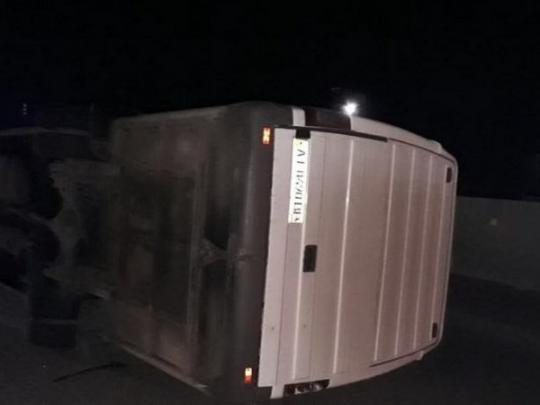 На Одесской трассе под Киевом опрокинулась маршрутка, пострадал пассажир