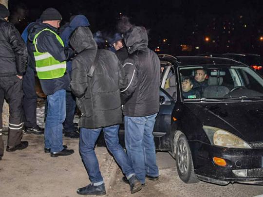 На Троещине задержали грабителей кавказской национальности