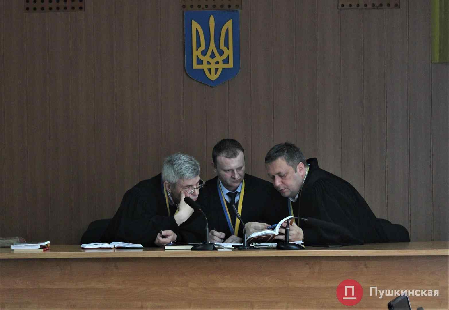 Обвинительный акт по делу «Краяна» спустя полтора месяца согласовали с Холодницким