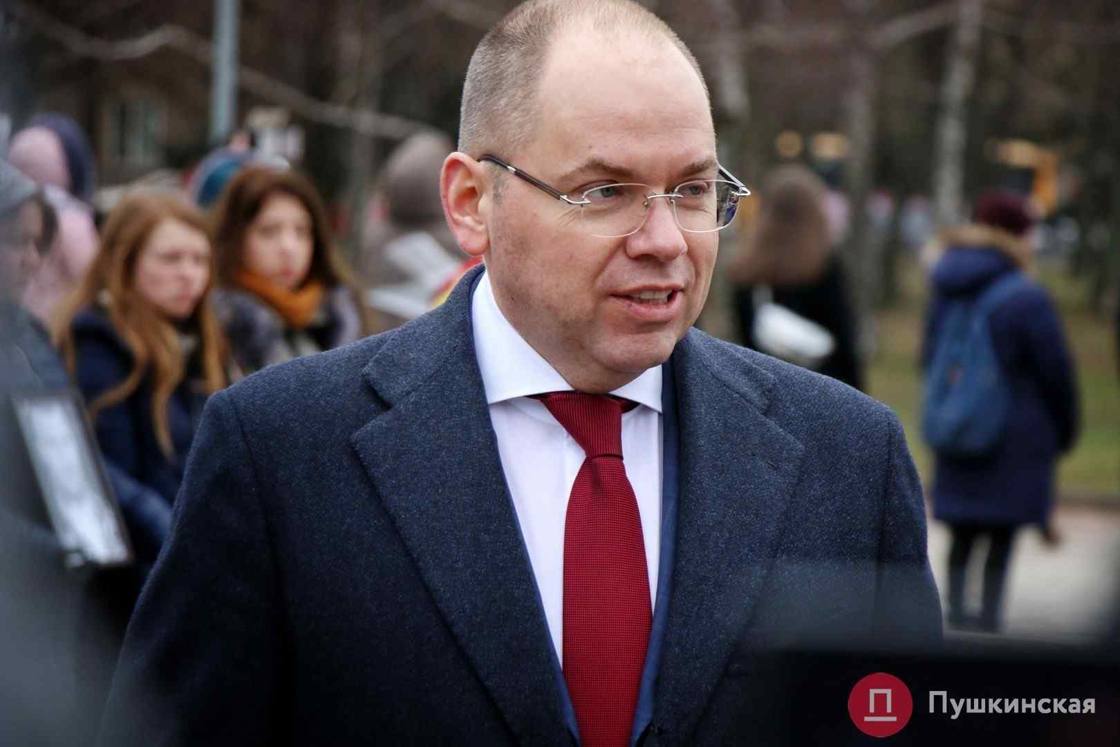 Официально: президент отстранил от должности губернатора Одесской области, а на его место назначил своего соратника