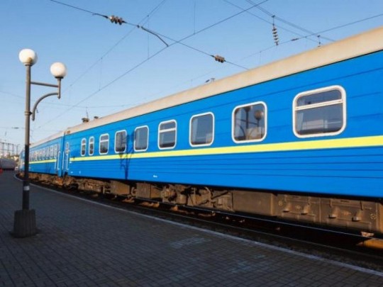 Полиция не сочла преступлением разгром вагона Укрзалізниці фанатами Карпат