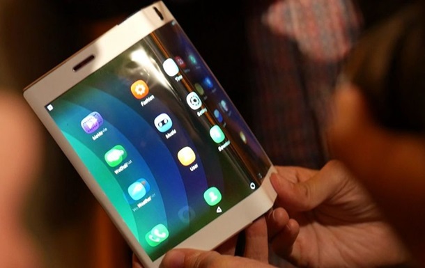 Samsung разрабатывает гибкий планшет