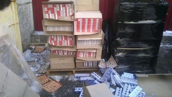 Силовики «накрыли» канал контрабанды сигарет с оккупированного Донбасса (фото)