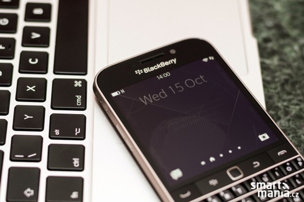 Традиции прежде всего: BlackBerry представила телефон вчерашнего дня