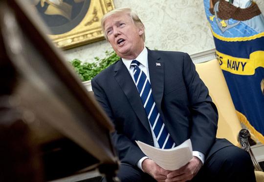Трамп введет на следующей неделе пошлины на импорт продукции из Китая