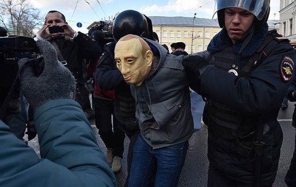 Активист из РФ попросил в Украине убежища