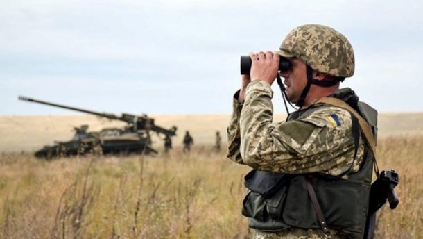 Боевики обстреляли автоколонну с председателем Донецкой ОГА: есть погибшие