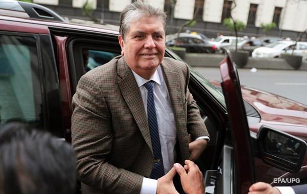 Быший президент Перу попытался застрелиться при задержании