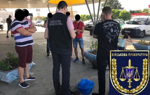 Cоветника Мангера задержали на взятке в $30 тысяч