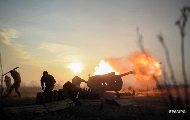 День в ООС: более 20 обстрелов, потерь нет
