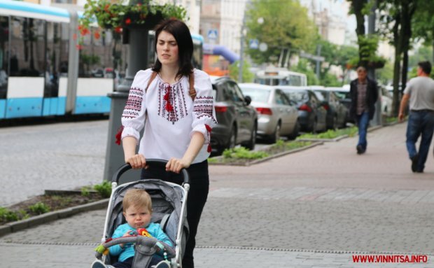 День вышиванки: как празднуют украинцы в разных городах – невероятные фото и видео