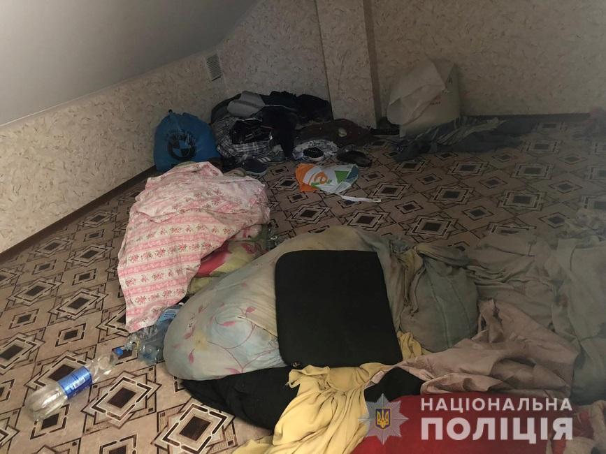 Держали за решетками и били: под Запорожьем разоблачили фейковый «медцентр» (фото, видео)