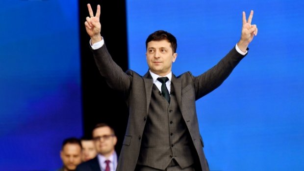 Дострокові вибори до Верховної Ради: кому це вигідно та чи реально