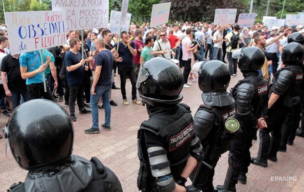 Двоевластие. В Молдове острый политический кризисСюжет