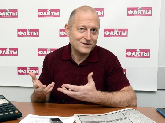 Если при ходьбе заносит влево или вправо, надо проверить позвоночные артерии