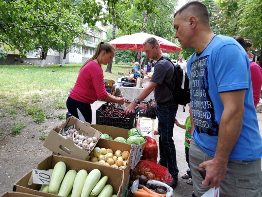 Где в Киеве с 12 по 16 июня будут работать продуктовые ярмарки (адреса)