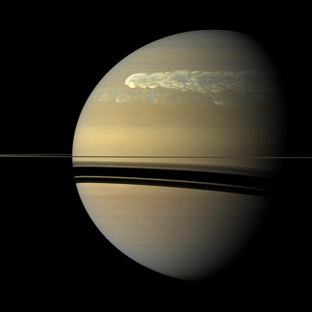 Грандиозный финал. Cassini сгорел в небе СатурнаСюжет