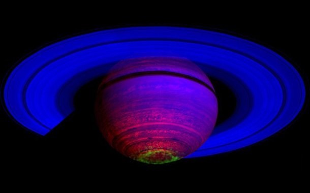 Грандиозный финал. Cassini сгорел в небе СатурнаСюжет