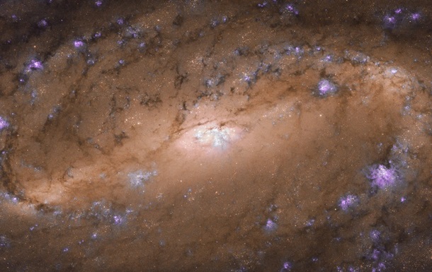 Hubble сделал зрелищное фото спиральной галактики