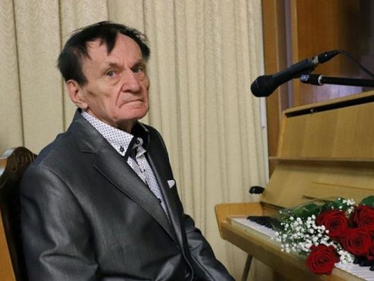 Карцев, Маккейн, Кабалье и другие: кто из известных людей умер в 2018 году