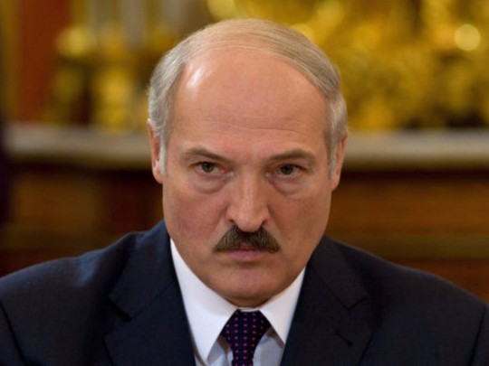Лукашенко получил передышку, но попал в новую ловушку Кремля: что происходит между Минском и Москвой