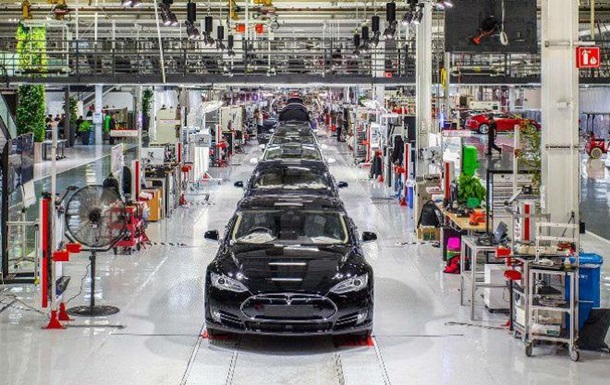 Маск показал, как устроен завод Tesla