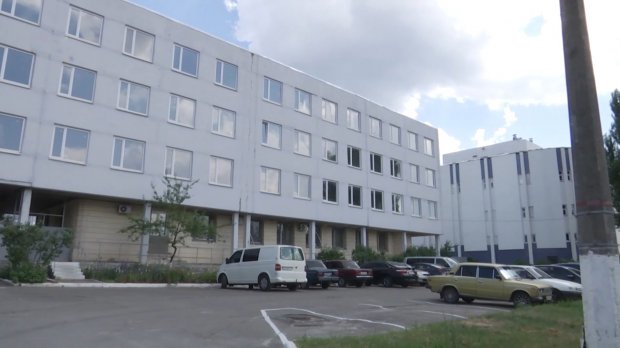 Мертві власники і фіктивні фірми: шокуюче розслідування про корупцію в Київмедспецтрансі