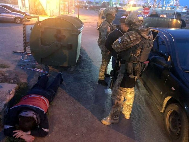Наркотики в фруктах: в порту под Одессой выявили партию кокаина на миллион долларов (фото)