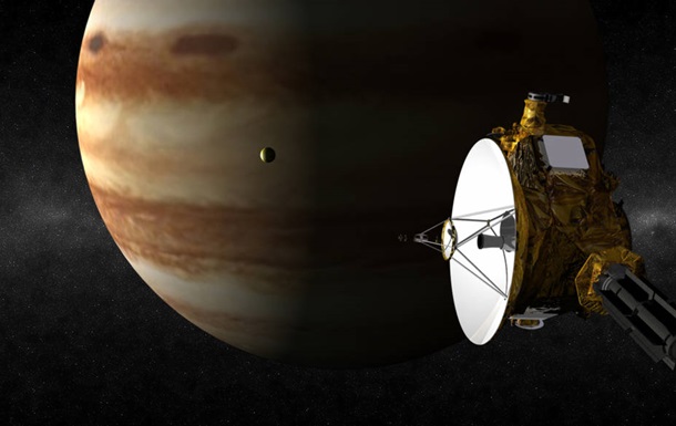 NASA показало небо на Юпитере