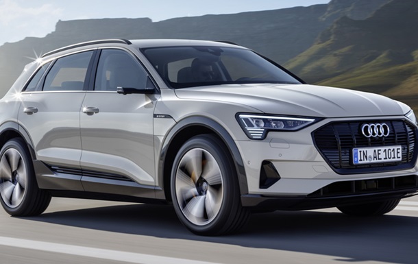 Немцы рассекретили кроссовер Audi e-tron
