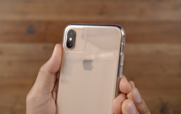 Опубликованы фото чехлов для iPhone XI