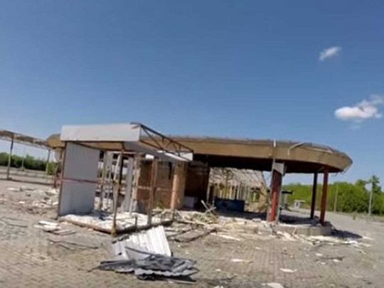 Остался только каркас: в Сети показали, во что боевики превратили автовокзал в Донецке (печальное видео)