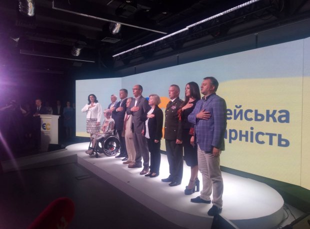 Парламентські вибори-2019: які партії-кандидати йдуть і які в них шанси