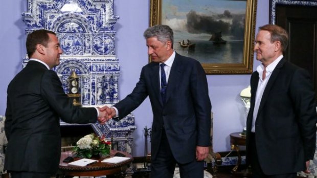Парламентські вибори-2019: які партії-кандидати йдуть і які в них шанси