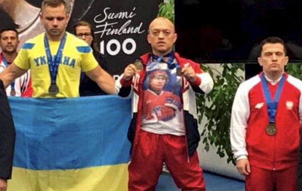 Пауэрлифтера из РФ дисквалифицировали за Путина