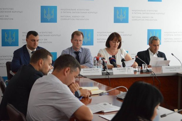 Перезавантаження НАЗК: які ключові проблеми має вирішити новий закон