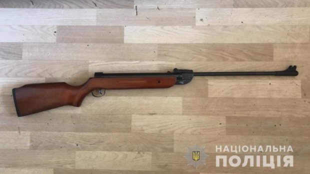 Под Киевом подросток выстрелил в брата из винтовки