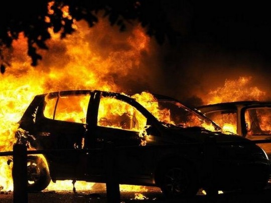 Под Одессой в пасхальную ночь горели три автомобиля: подозревают поджог
