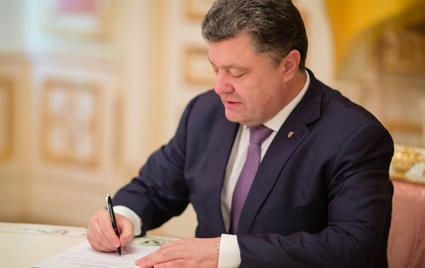 Порошенко добавил семь миллиардов на оборону