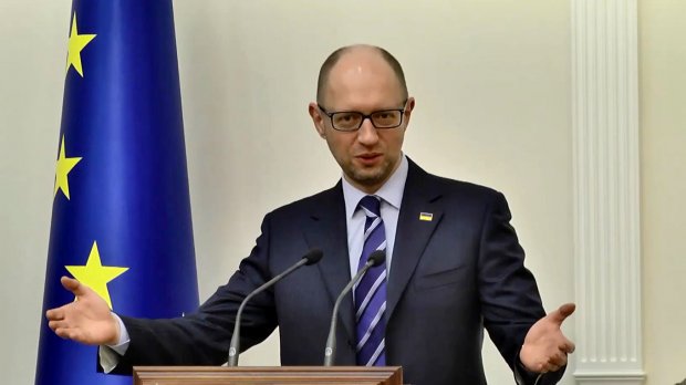 Порошенко, Гройсман, Яценюк та енергетика Ахметова: скільки заплатять українці