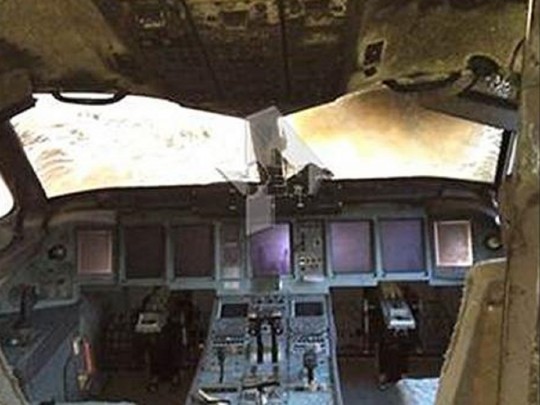 Появилось видео из салона сгоревшего в Шереметьево самолета