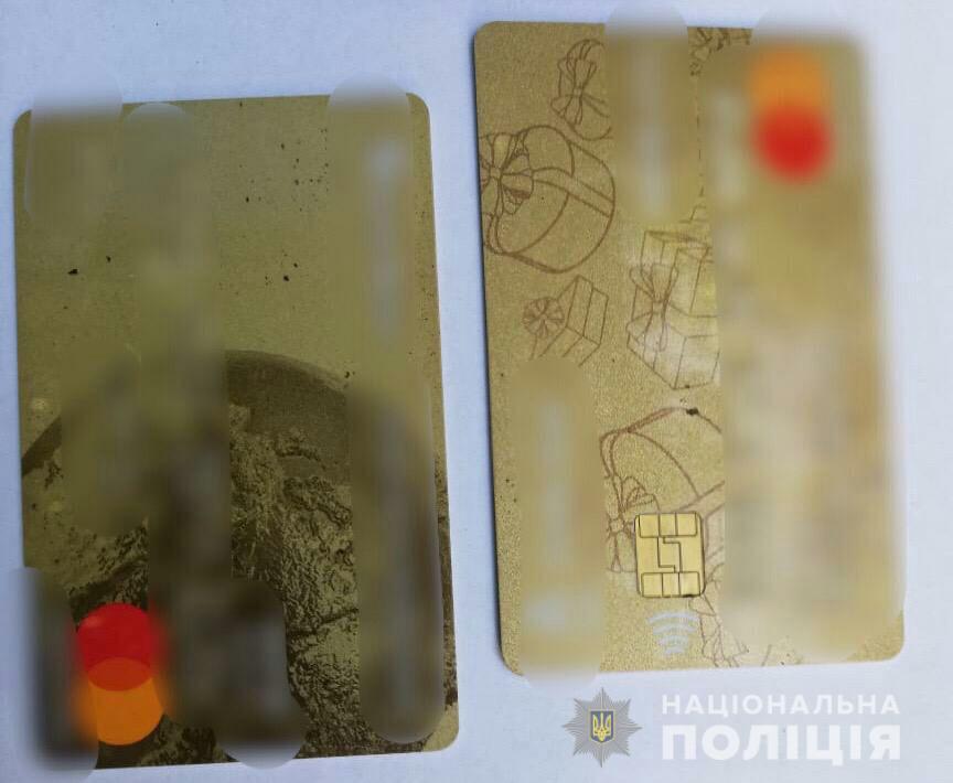 Пробили головы и ограбили: под Запорожьем напали на полицейских за сделанное замечание (фото)
