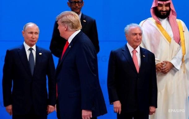 Путин рассказал о встрече с Трампом на ногах