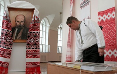 Раде предложили провести тотальную украинизацию